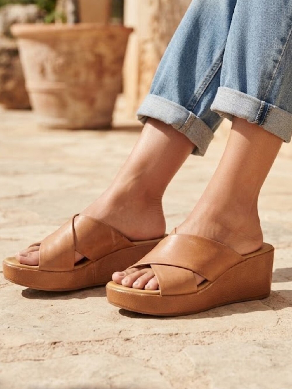 Korks  tan Madera Wedge Sandals Size 8